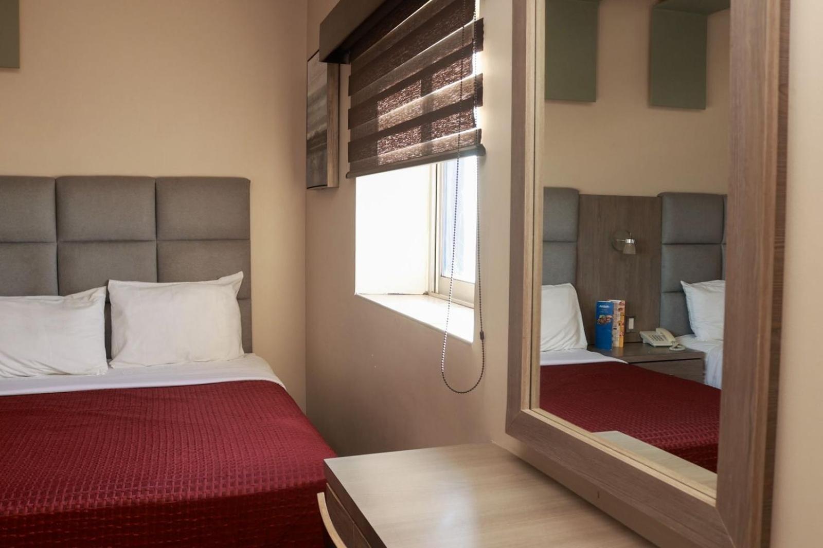Hotel Jatay Тихуана Экстерьер фото